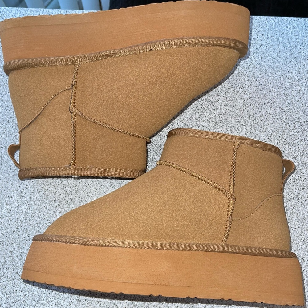 NWOT platform booties - Picture 6 of 8